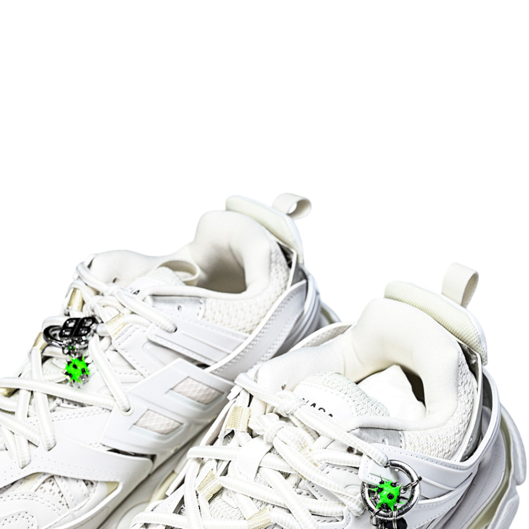 Track Trainer 'White' (Charm)