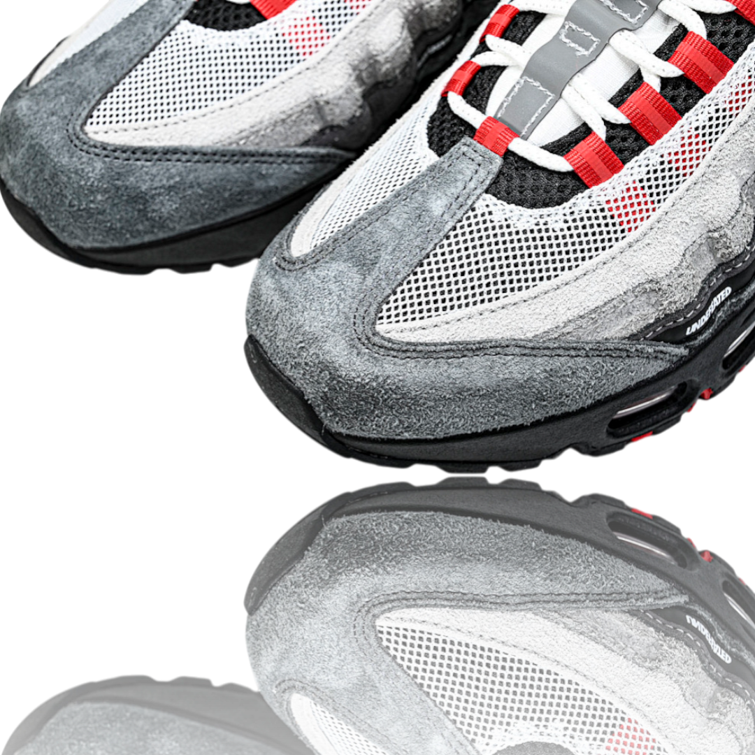 AM95 SP x Undefeated Geo 'Tokyo Bright Crimson'