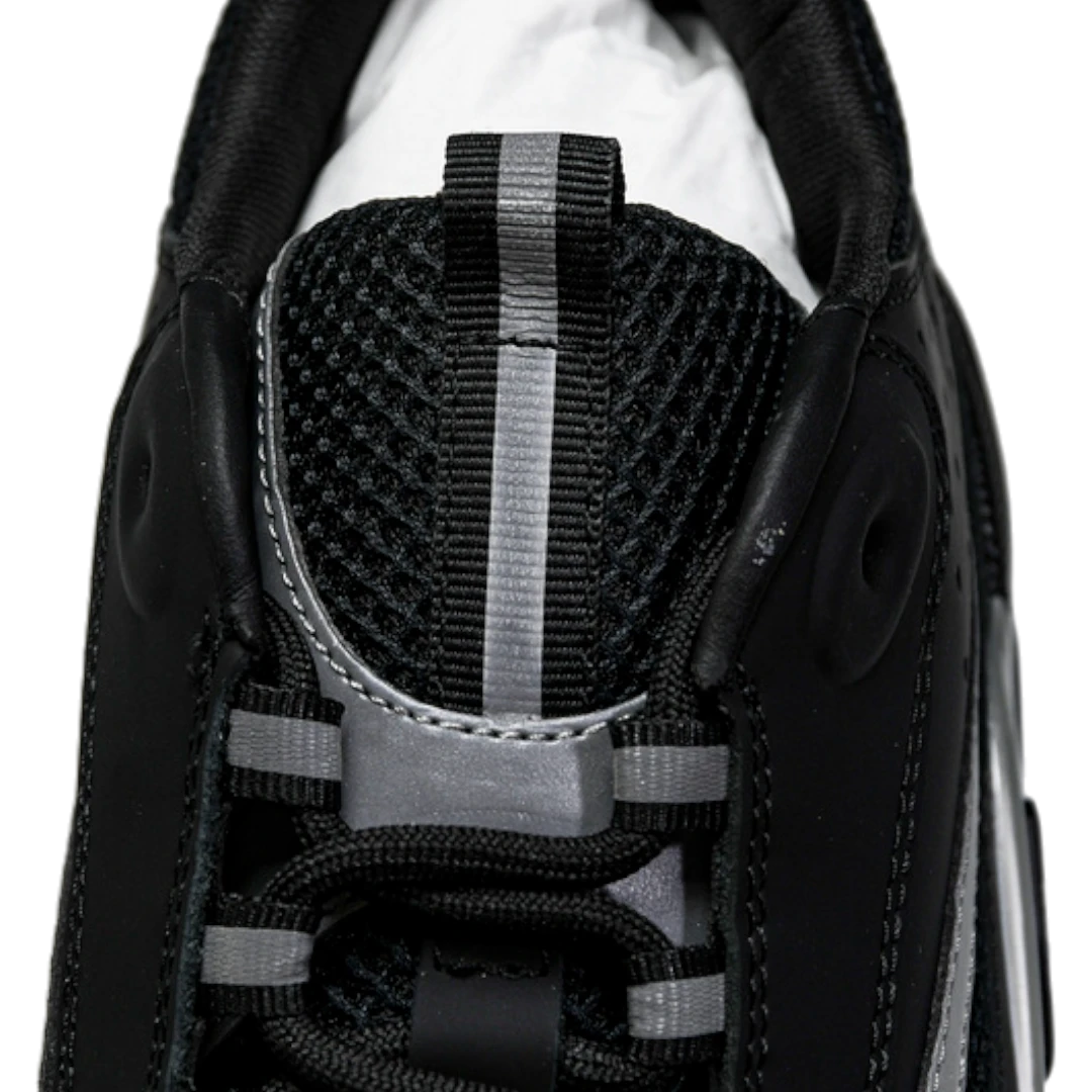 Dlor B22 'Black Silver'