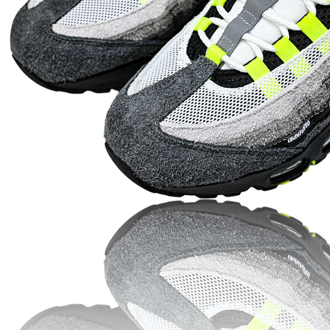 AM95 SP x Undefeated Geo 'Geo NYC Neon'