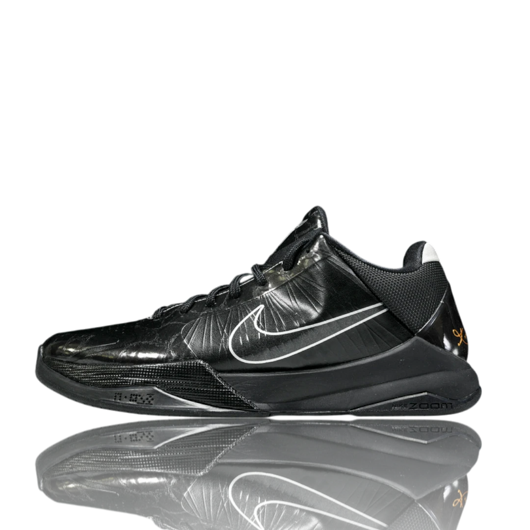 Kobe 5 'Black Out'