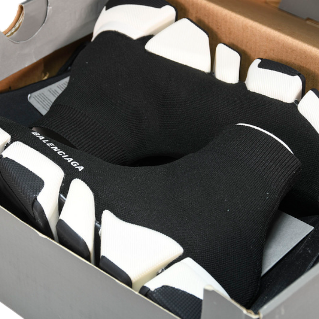 Speed 2.0 Trainers 'Black White'