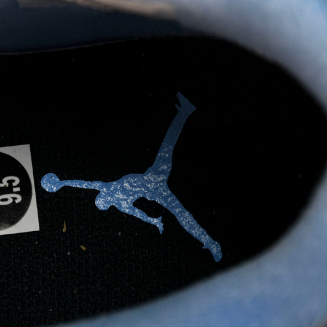 AJ4 Retro 'University Blue'