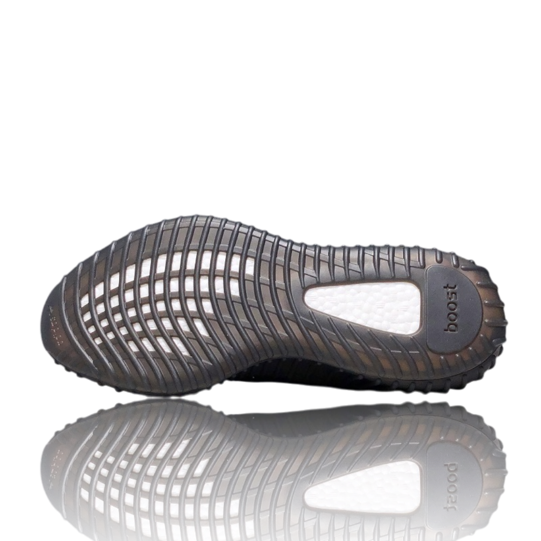 (CLEARANCE) Yzy Boost 350 V2 'Core Black White'