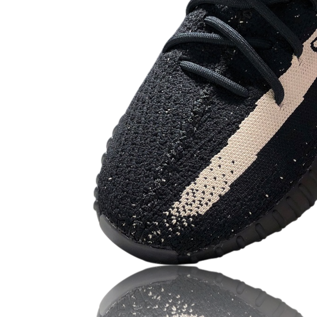 (CLEARANCE) Yzy Boost 350 V2 'Core Black White'