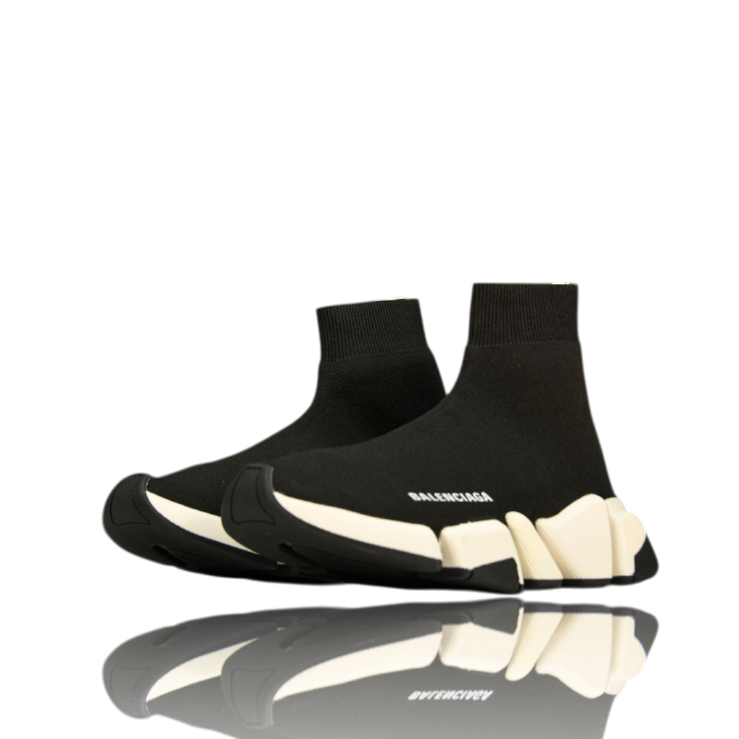 Speed 2.0 Trainers 'Black White'