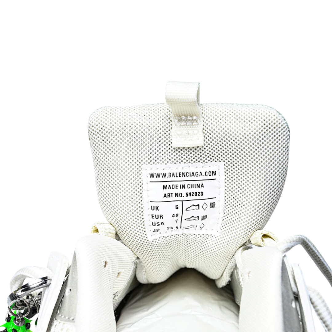 Track Trainer 'White' (Charm)