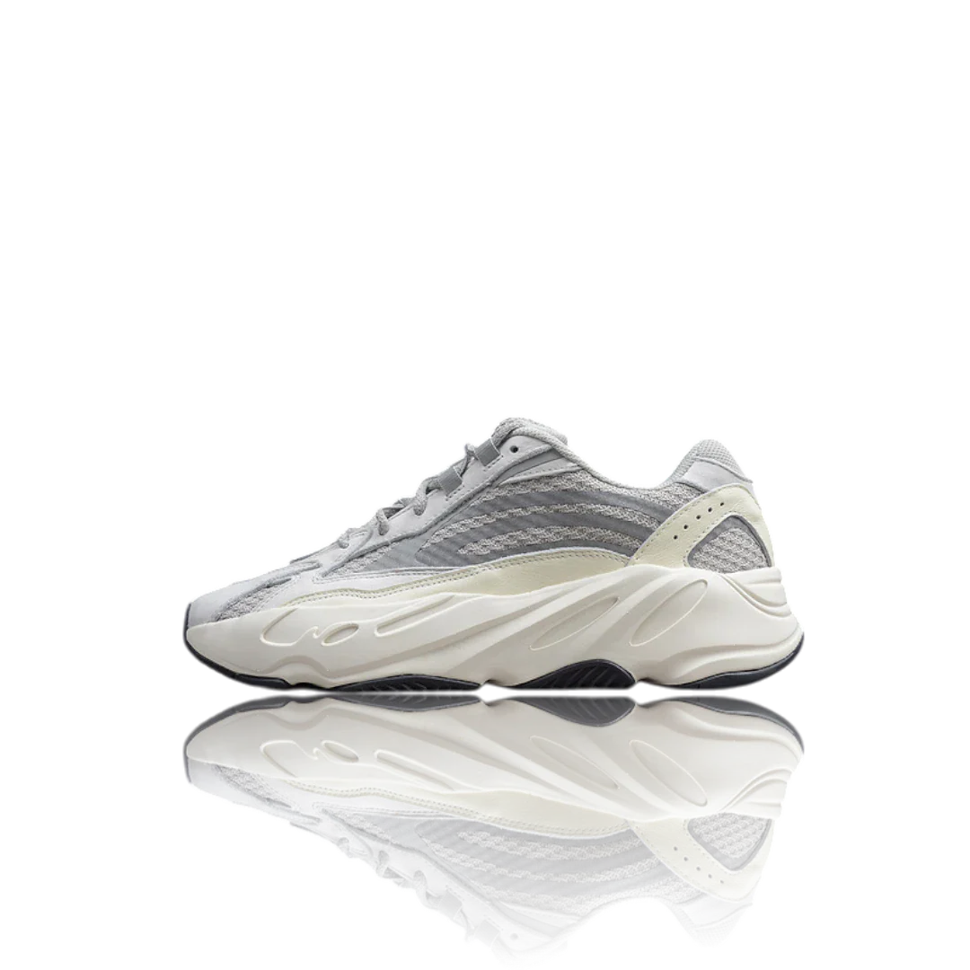 (CLEARANCE) Yzy 700 V2 'Static'