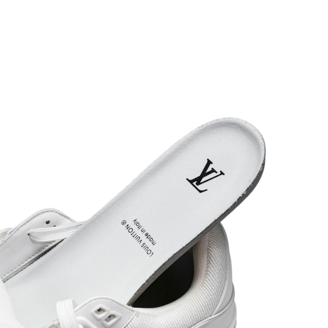 Louis Vuittоп Trainer Low 'White Embossed'