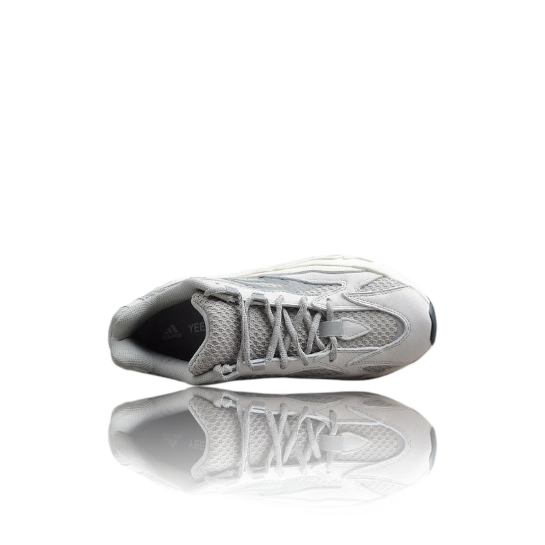 (CLEARANCE) Yzy 700 V2 'Static'