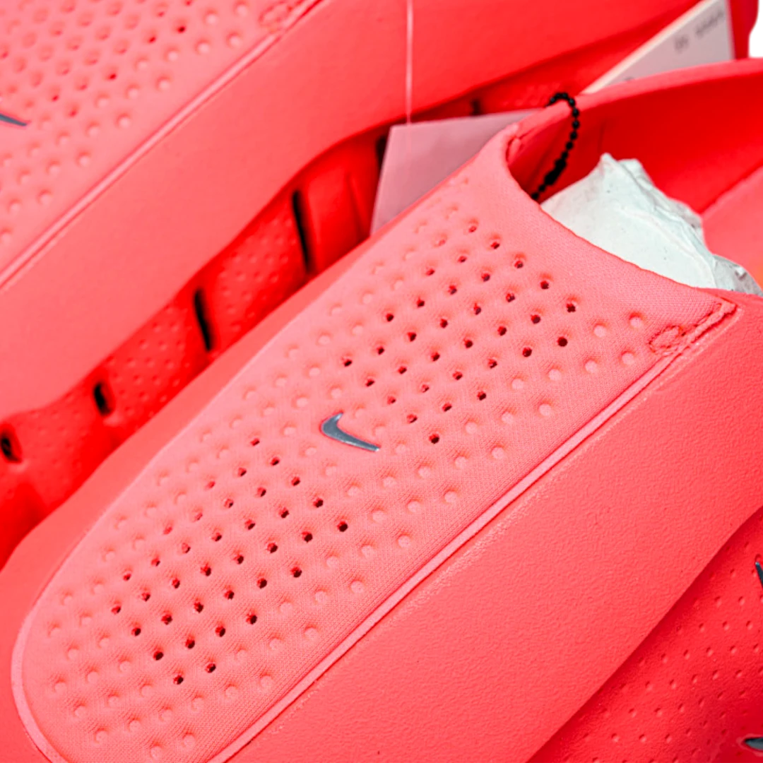Mind 001 Slide 'Solar Red'