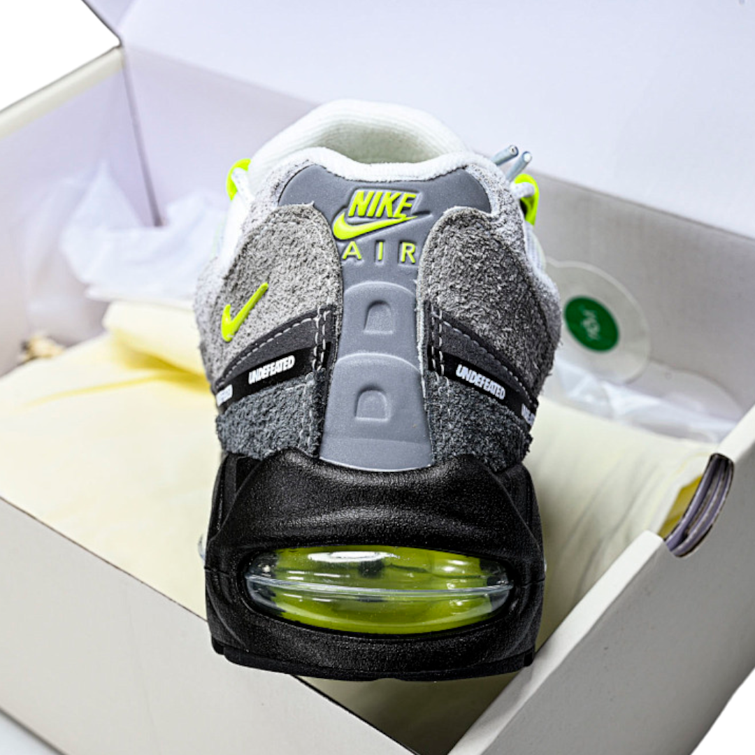 AM95 SP x Undefeated Geo 'Geo NYC Neon'