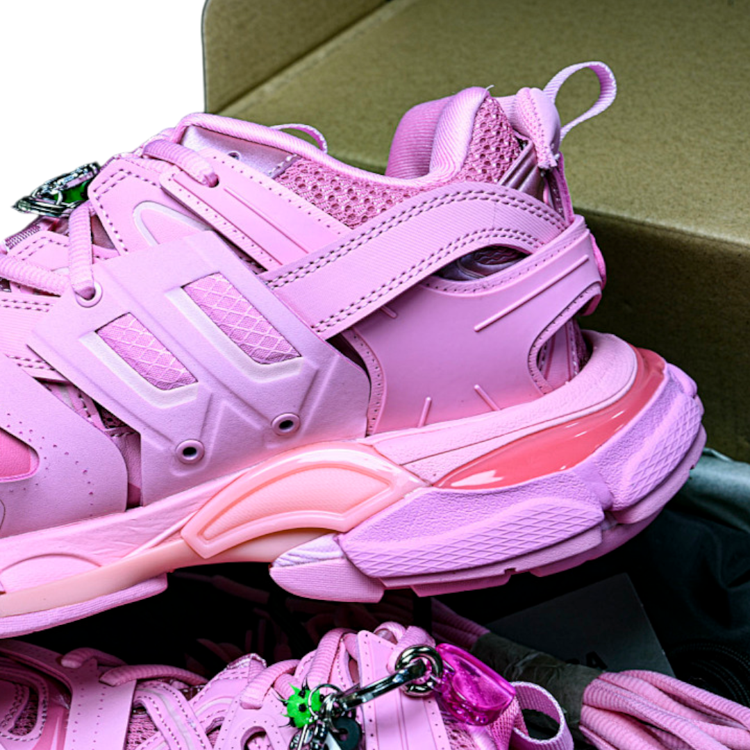 Track Trainer 'Pink' (Charm)