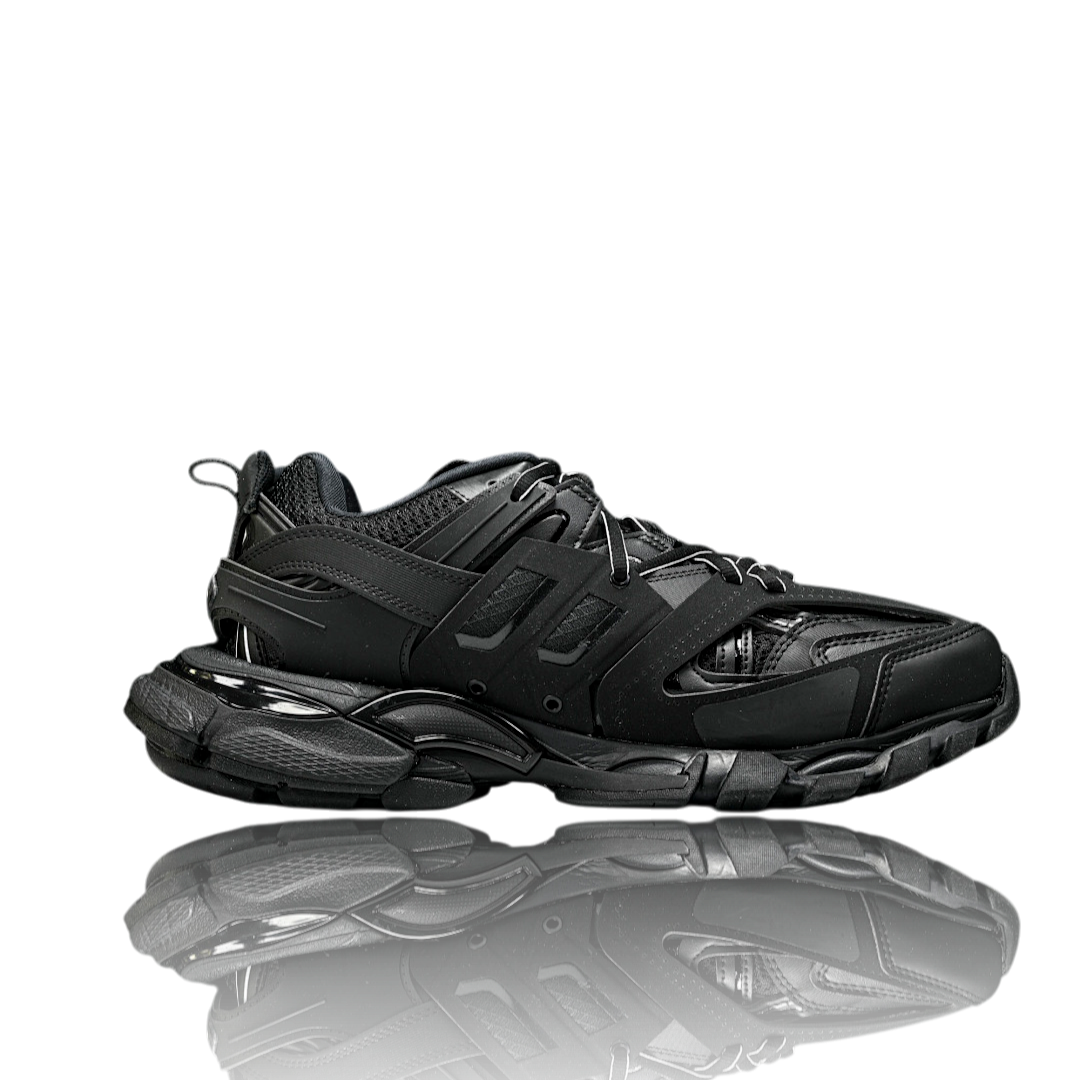 Track Trainer 'Black' (Charm)