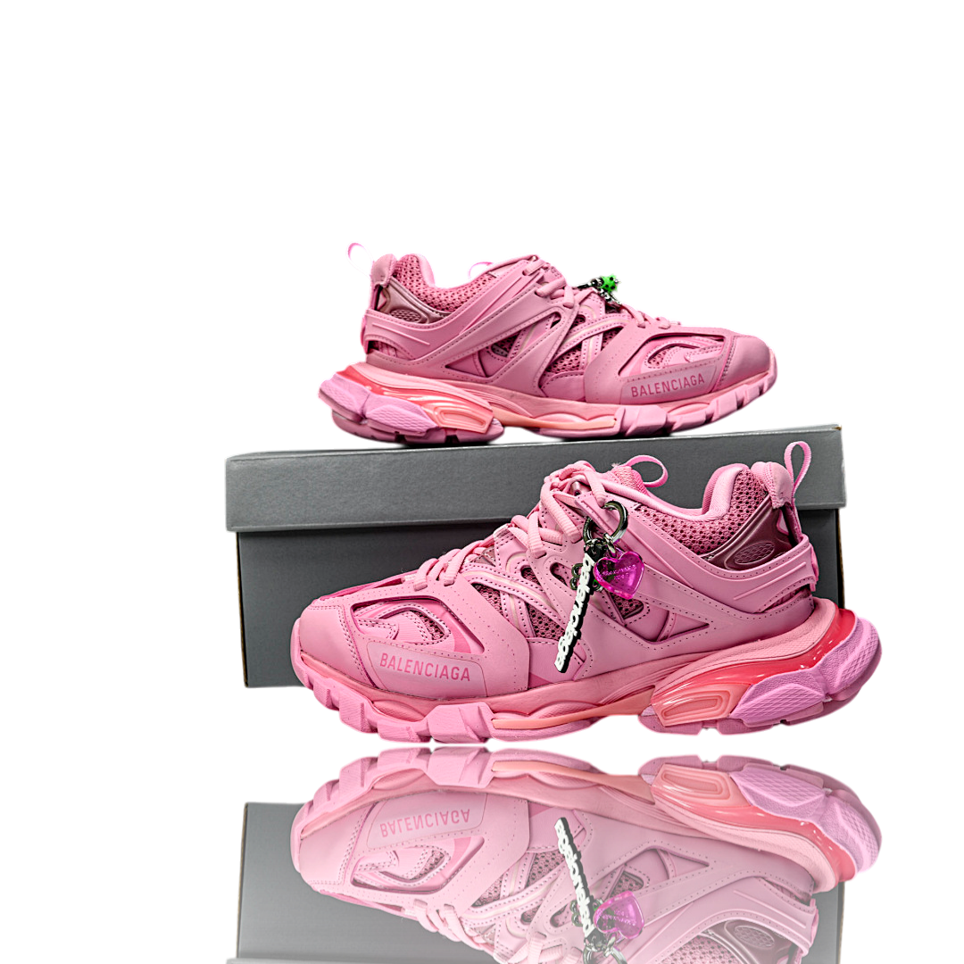 Track Trainer 'Pink' (Charm)