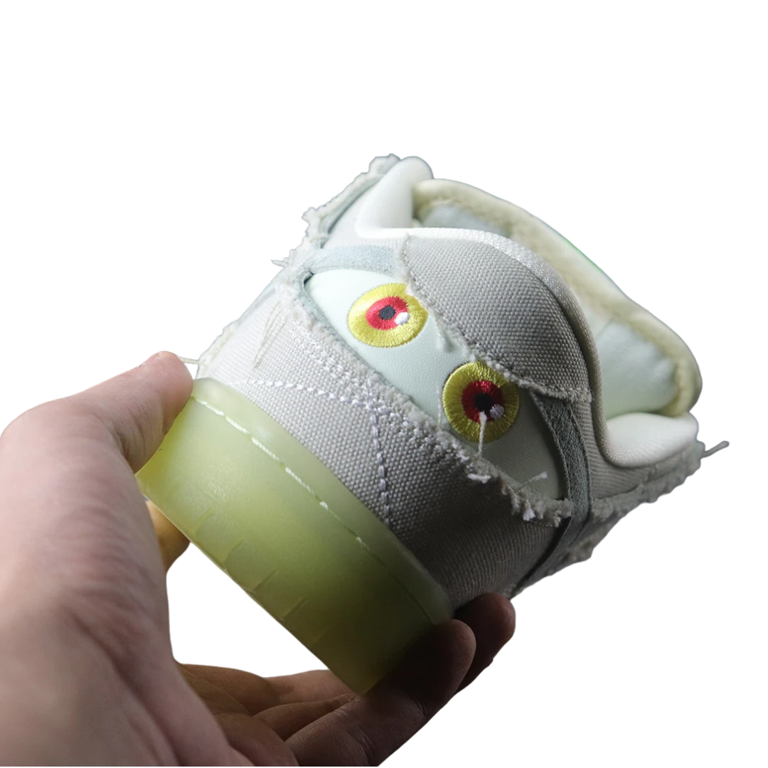 SB Dnk Low 'Mummy'